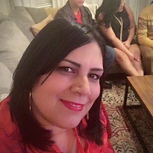 Meet your Posher, Amalia